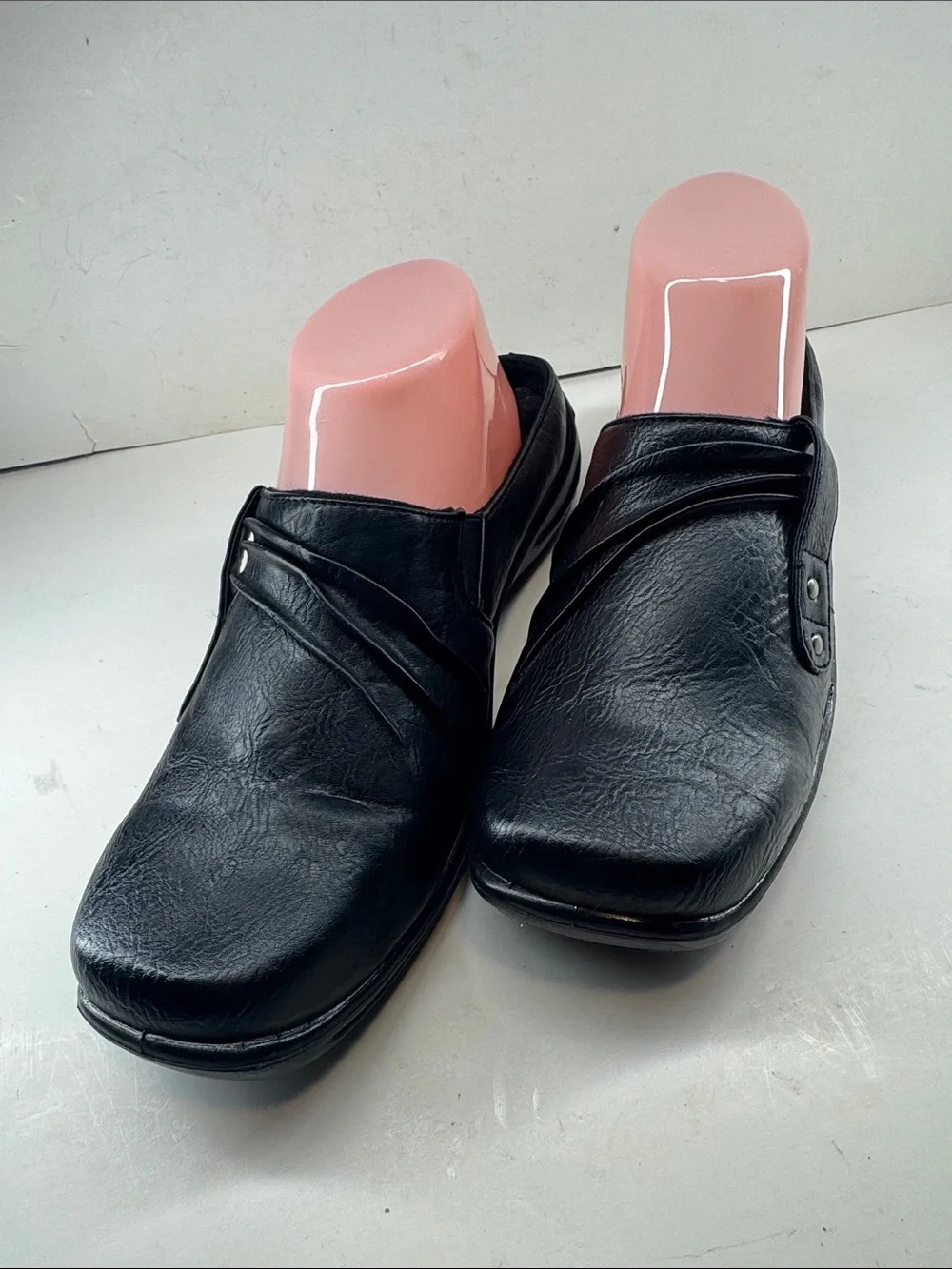 City Streets Black Leather Slip-On Loafers